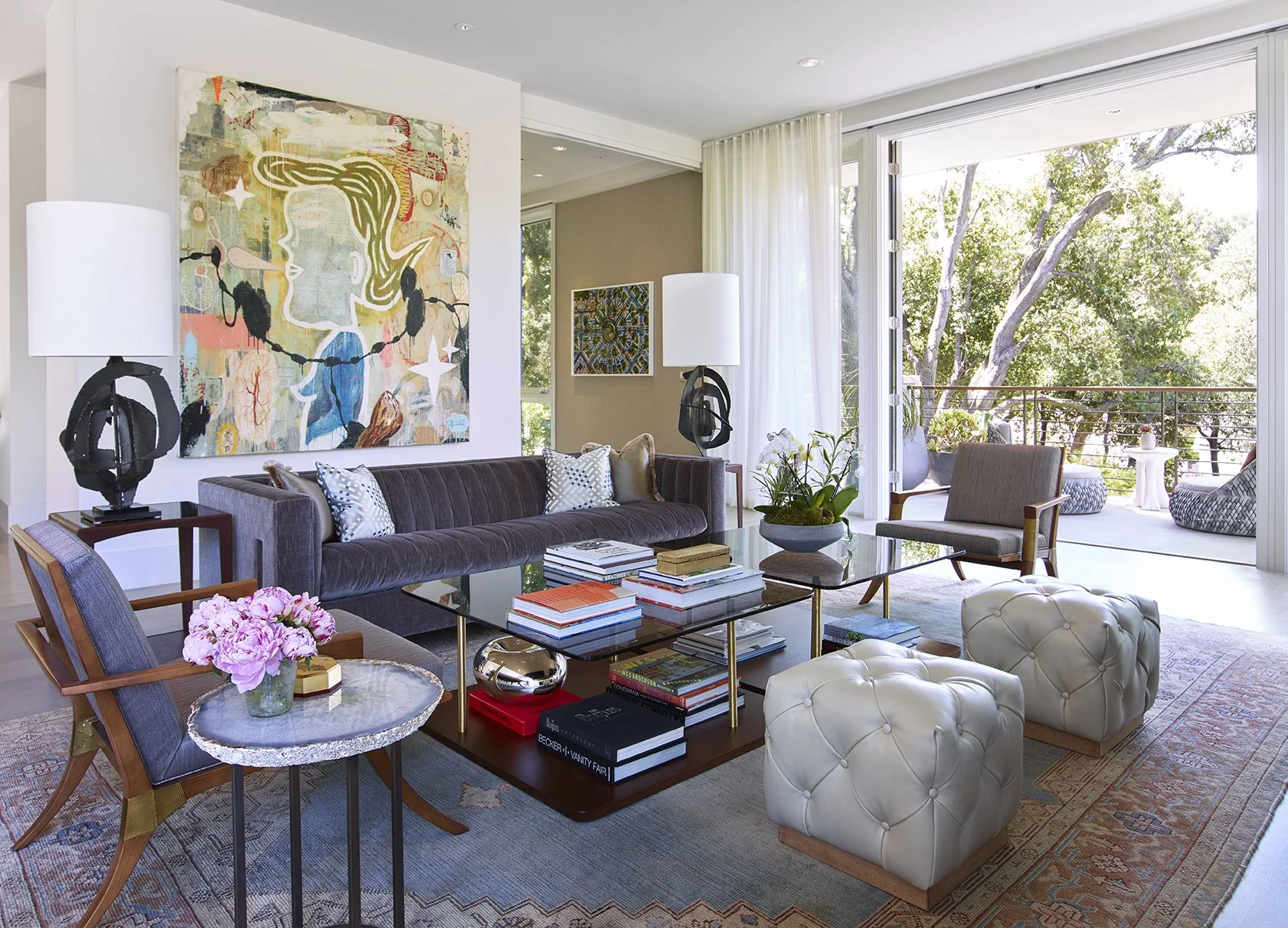 Tips for Buying and Styling a Sofa for Your Living Room
