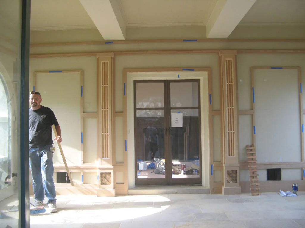 The lattice room under construction.