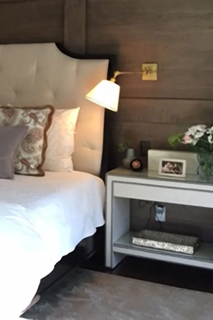 A bed with an adjustable sconce helps control the amount of light and direct it in a way that it can have maximum impact.